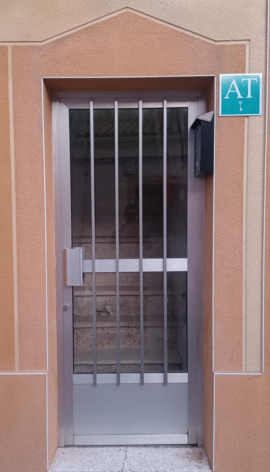 Piso Muy Amplio, Nuevo Y Luminoso At-cc-00782
